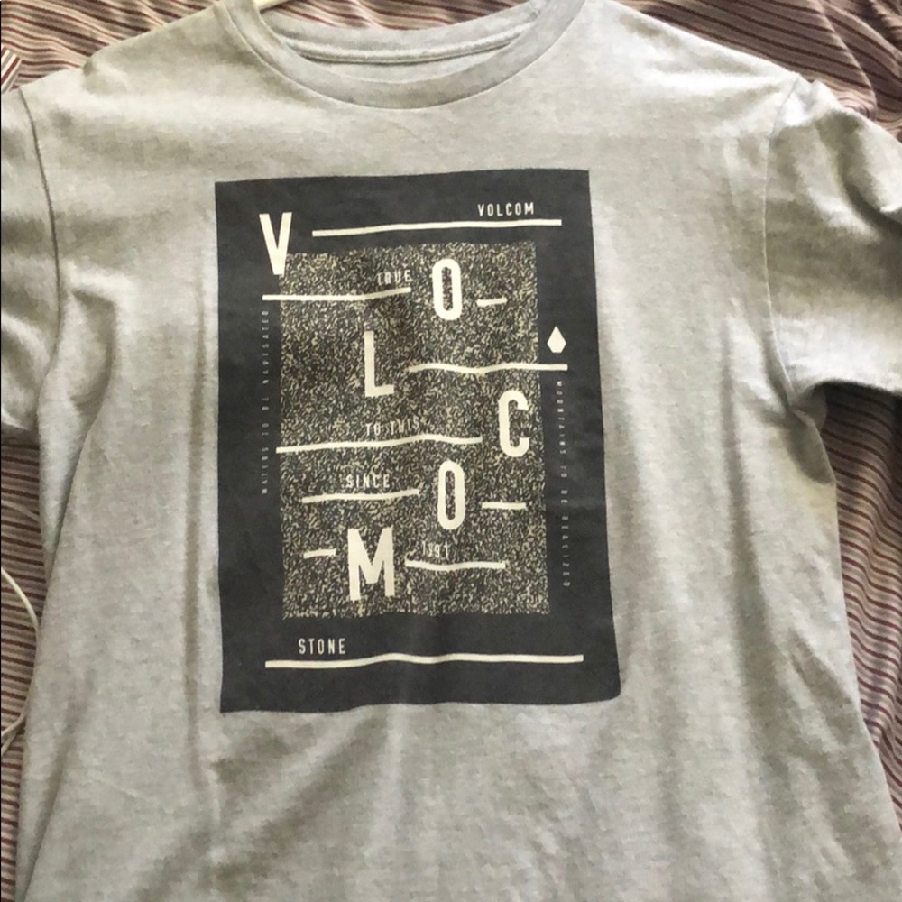 Short sleeve shirt